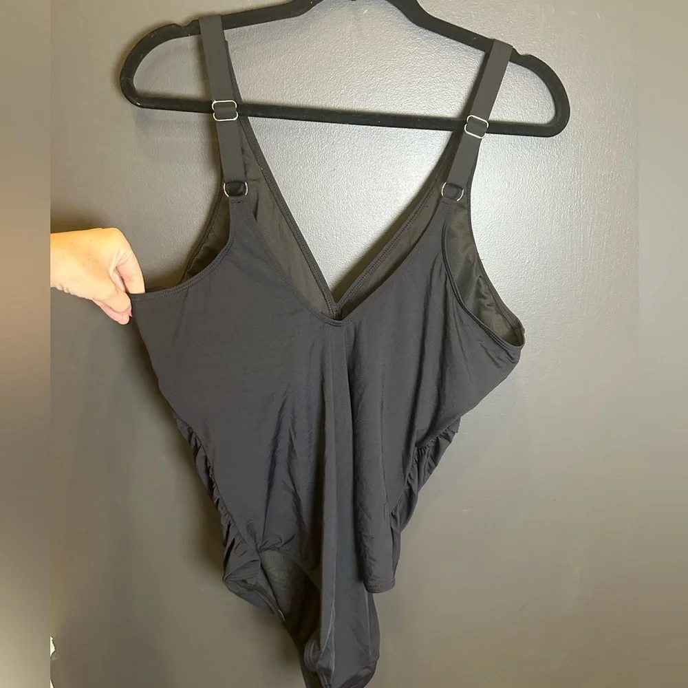 Holipick | Black Asymmetrical One-Piece Swimsuit Mesh‎ Detail | NWT | 18W
